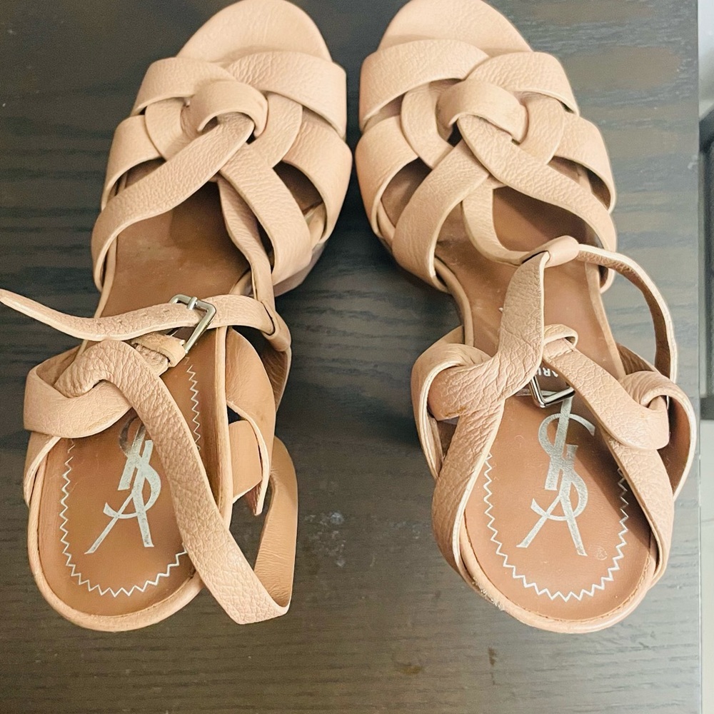 Yves Saint Laurent Women's Tribute Platform High
Heel Sandals SZ 36 - Picture 4 of 7